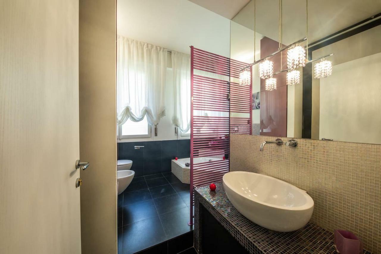 Downtown Bologna Apartment Eksteriør billede